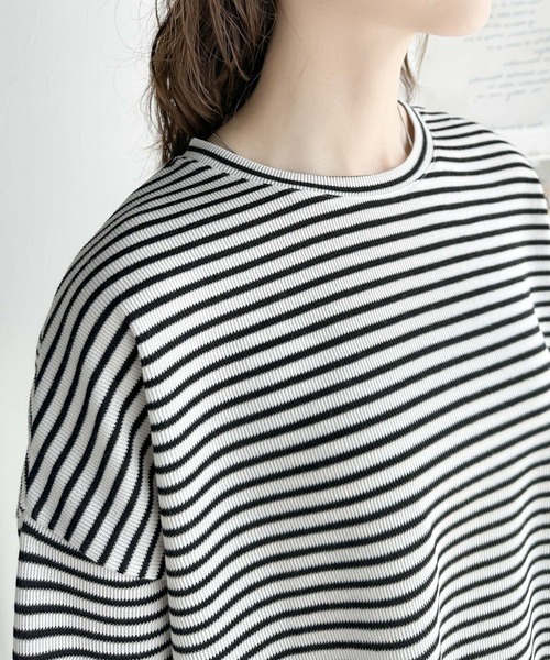 classicalelf(クラシカルエルフ)の「甘めもカジュアルも着こなせる定番item。サイドスリットボーダー半袖Tシャツ(Tシャツ/カットソー・レディース・ホワイト×ブラック/ベージュ系その他/ブラック×ホワイト・LARGE/MEDIUM/SMALL/X-LARGE)」の13枚目の写真