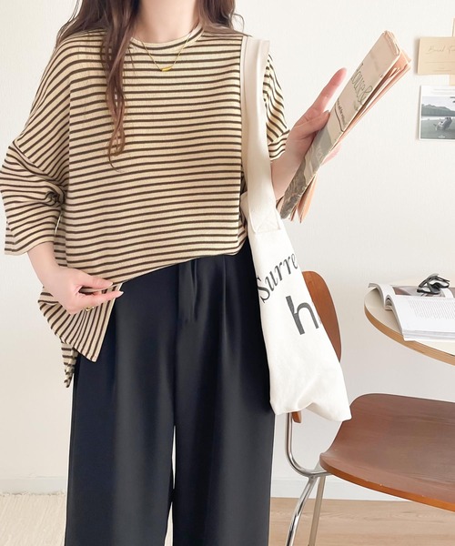 classicalelf(クラシカルエルフ)の「甘めもカジュアルも着こなせる定番item。サイドスリットボーダー半袖Tシャツ(Tシャツ/カットソー・レディース・ホワイト×ブラック/ベージュ系その他/ブラック×ホワイト・LARGE/MEDIUM/SMALL/X-LARGE)」の6枚目の写真