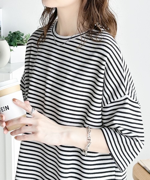 classicalelf(クラシカルエルフ)の「甘めもカジュアルも着こなせる定番item。サイドスリットボーダー半袖Tシャツ(Tシャツ/カットソー・レディース・ホワイト×ブラック/ベージュ系その他/ブラック×ホワイト・LARGE/MEDIUM/SMALL/X-LARGE)」の20枚目の写真