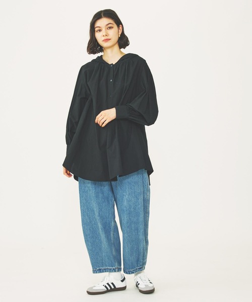 MILKFED.（ミルクフェド）の「HOODED GATHER SHIRTS（シャツ/ブラウス・レディース・ブラック/ライトブルー/ホワイト・ONE SIZE）」の6枚目の写真