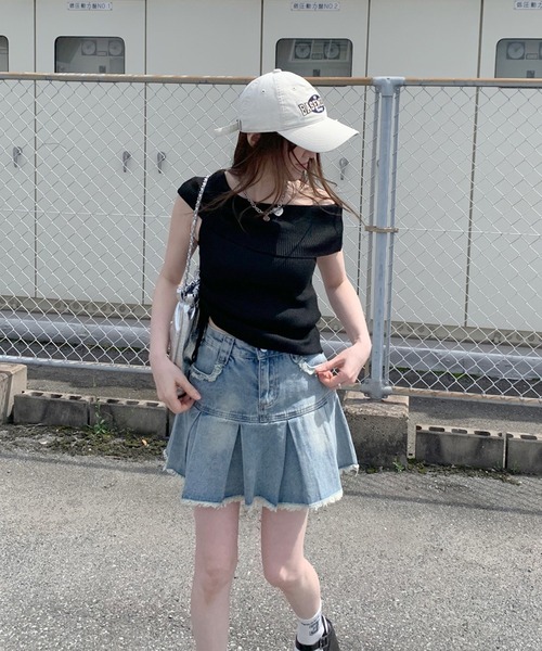 non-hedge(ノンヘッジ)の「サイドドロストオフショルニットトップス(ニット/セーター・レディース・ブラック/オフホワイト/グレー・FREE)」の12枚目の写真