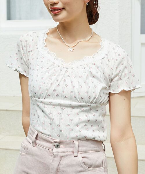 MAJESTIC LEGON（マジェスティックレゴン）の「ローズモチーフ付きTシャツ（Tシャツ/カットソー・レディース・ピンク系その他2/ブルー系その他2/イエロー系その他・MEDIUM）」の10枚目の写真