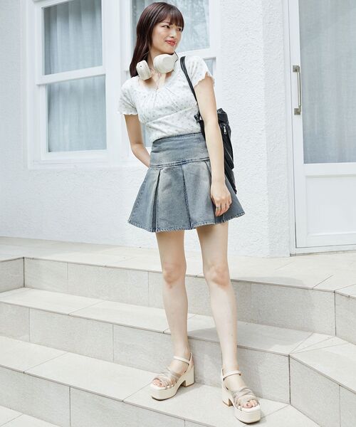 MAJESTIC LEGON（マジェスティックレゴン）の「ローズモチーフ付きTシャツ（Tシャツ/カットソー・レディース・ピンク系その他2/ブルー系その他2/イエロー系その他・MEDIUM）」の14枚目の写真