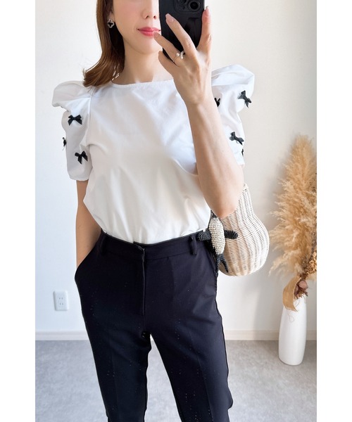 &. NOSTALGIA（アンドドットノスタルジア）の「【ZOZO限定】袖リボンモチーフカットソー（シャツ/ブラウス・レディース・オフホワイト/ブラック・M）」の19枚目の写真