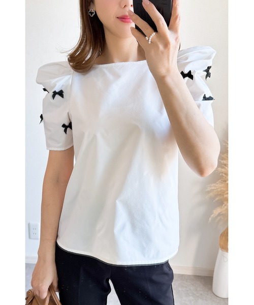 &. NOSTALGIA（アンドドットノスタルジア）の「【ZOZO限定】袖リボンモチーフカットソー（シャツ/ブラウス・レディース・オフホワイト/ブラック・M）」の12枚目の写真