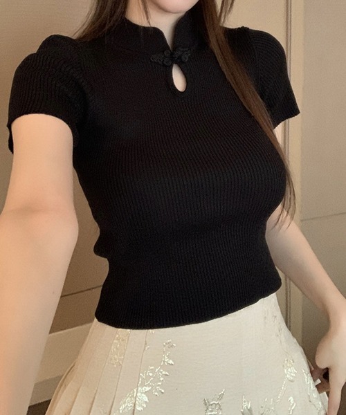 meJane（ミージェーン）の「チャイナボタン リブニット半そでトップス（ニット/セーター・レディース・ホワイト/ブラック・FREE）」の5枚目の写真