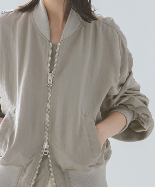 Noble（ノーブル）の「ヴィンテージナイロンコンパクトMA1（MA-1