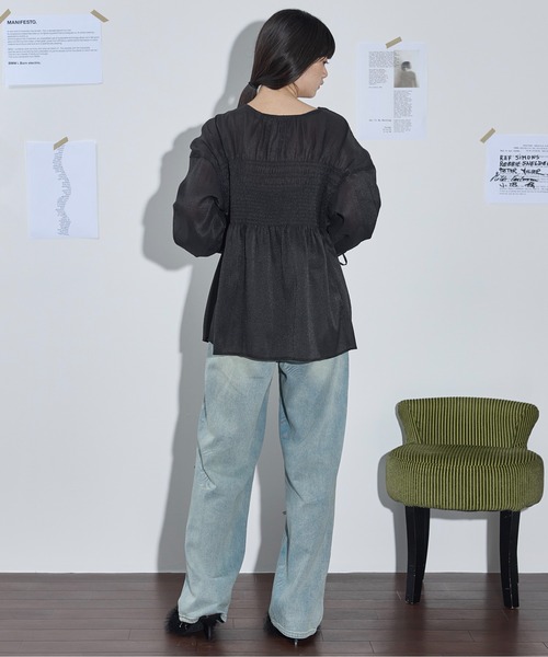 THE YOn(ザヨン)の「リボンモチーフダメージデニムパンツ(デニムパンツ・レディース・ライトブルー/ブルー・S/M)」の14枚目の写真