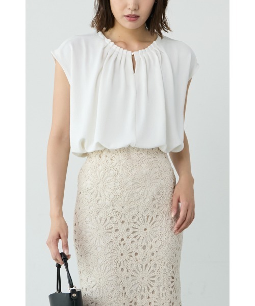 M.deux（エムドゥ）の「◆タック2wayブラウス◆（シャツ/ブラウス・レディース・オフホワイト/コーラルピンク・MEDIUM）」の2枚目の写真