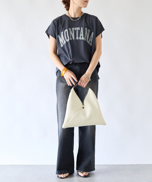 un dix cors(アンディコール)の「ダイバー風素材2WAYサンカクミニバッグ(ハンドバッグ・レディース・ホワイト/ブラック・FREE)」の18枚目の写真