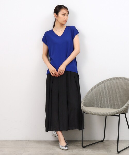 OPAQUE.CLIP(オペークドットクリップ)の「◆クールタッチVネックフレンチスリーブニット【UVケア/接触冷感/洗濯機洗い可】(ニット/セーター・レディース・ベージュ系その他5/ブラック/ブルー系その他/ベージュ・42/40/38)」の12枚目の写真