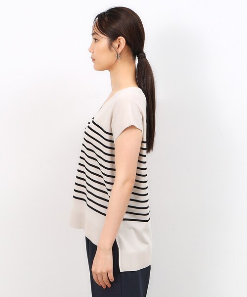 OPAQUE.CLIP(オペークドットクリップ)の「◆クールタッチVネックフレンチスリーブニット【UVケア/接触冷感/洗濯機洗い可】(ニット/セーター・レディース・ベージュ系その他5/ブラック/ブルー系その他/ベージュ・42/40/38)」の19枚目の写真