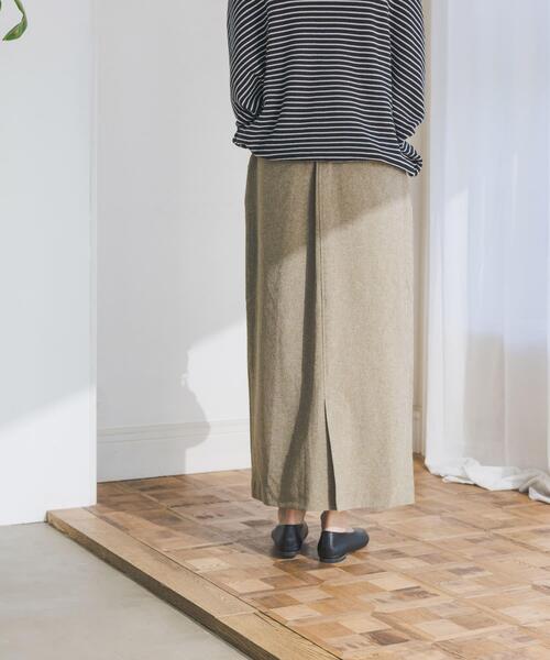 URBAN RESEARCH DOORS（アーバンリサーチドアーズ）の「『UR TECH DRYLUXE』ストレートスカート（スカート・レディース・カーキ/ブラック・MEDIUM）」の15枚目の写真