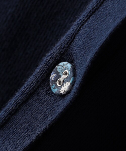 SHIPS（シップス）の「SHIPS KIDS:80～90cm / リバティ カーディガン（カーディガン/ボレロ・キッズ・ピンク/ライトグリーン/ベージュ/ネイビー・90/80）」の8枚目の写真