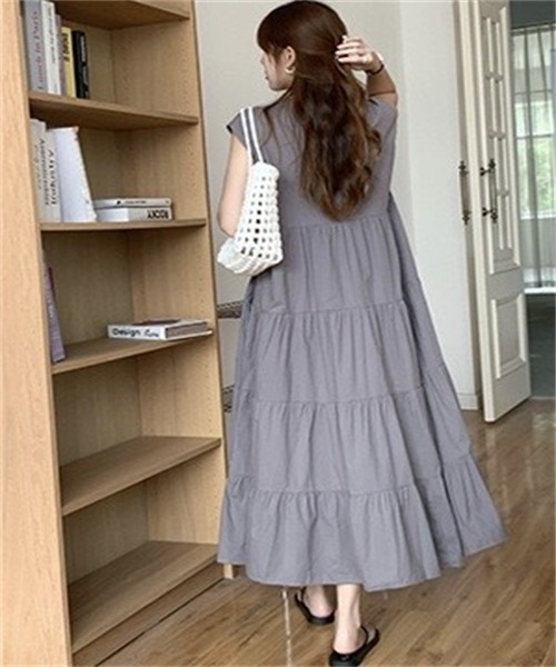 FREE STYLISTS（フリー スタイリスト）の「ノースリーブティアードワンピース（ワンピース・レディース・ダークネイビー/ピンク/ベージュ/グレー/ブラック・FREE）」の20枚目の写真