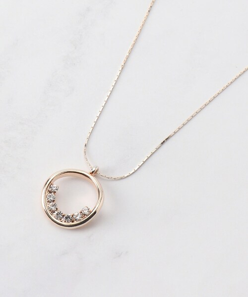 SHOO・LA・RUE(シューラルー)の「◆キラキラミニサークルネックレス(ネックレス・レディース・ゴールド/ピンクゴールド/シルバー・00)」の3枚目の写真