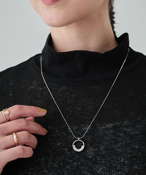 SHOO・LA・RUE(シューラルー)の「◆キラキラミニサークルネックレス(ネックレス・レディース・ゴールド/ピンクゴールド/シルバー・00)」の8枚目の写真