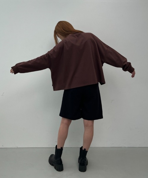 y/m(イム)の「ワイドショートカットトップス(Tシャツ/カットソー・レディース・アイボリー/ブラック/ベージュ/ブラウン・FREE)」の14枚目の写真