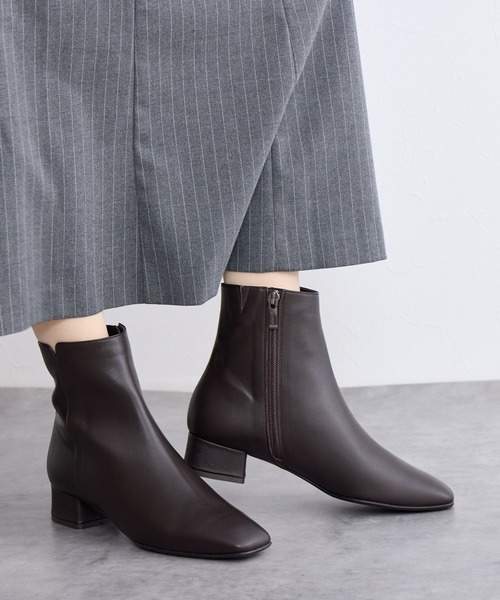 極美品　ヒミコ　HIMIKOビットモチーフ　ショーブーツ　サイドジップ　24cm 極美品 ヒミコ HIMIKOビットモチーフ ショーブーツ サイドジップ 24cm