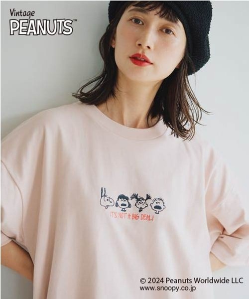 studio CLIP(スタディオクリップ)の「【SNOOPYコラボ】刺繍プルオーバー(Tシャツ/カットソー・レディース・オフホワイト/アイボリー/ピンク・FREE)」の3枚目の写真