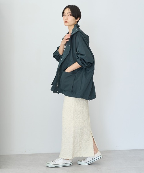 AMERICAN HOLIC（アメリカンホリック）の「撥水加工フード取り外しマウンテンパーカー（マウンテンパーカー・レディース・ライトグレー/チャコールグレー・L/M）」の6枚目の写真