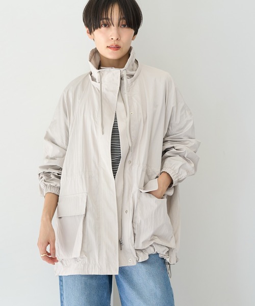 AMERICAN HOLIC（アメリカンホリック）の「撥水加工フード取り外しマウンテンパーカー（マウンテンパーカー・レディース・ライトグレー/チャコールグレー・L/M）」の4枚目の写真