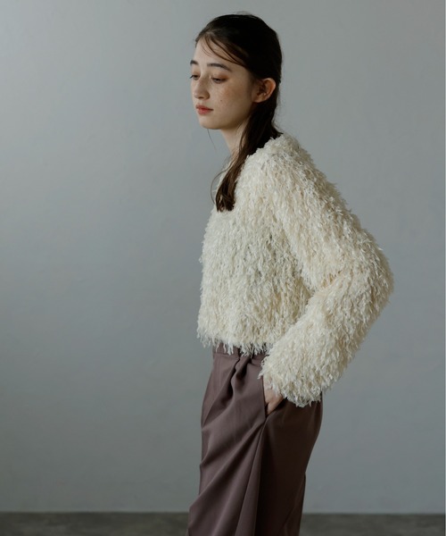 MINERTE(ミネルテ)の「【MINERTE】fringe long sleeve tops / フリンジロングスリーブトップス(Tシャツ/カットソー・レディース・アイボリー/ピンクベージュ/ブラック/ライトカーキ・FREE)」の7枚目の写真