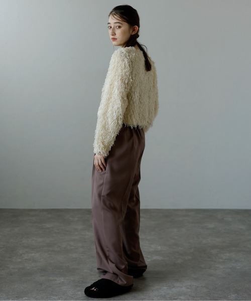 MINERTE(ミネルテ)の「【MINERTE】fringe long sleeve tops / フリンジロングスリーブトップス(Tシャツ/カットソー・レディース・アイボリー/ピンクベージュ/ブラック/ライトカーキ・FREE)」の11枚目の写真