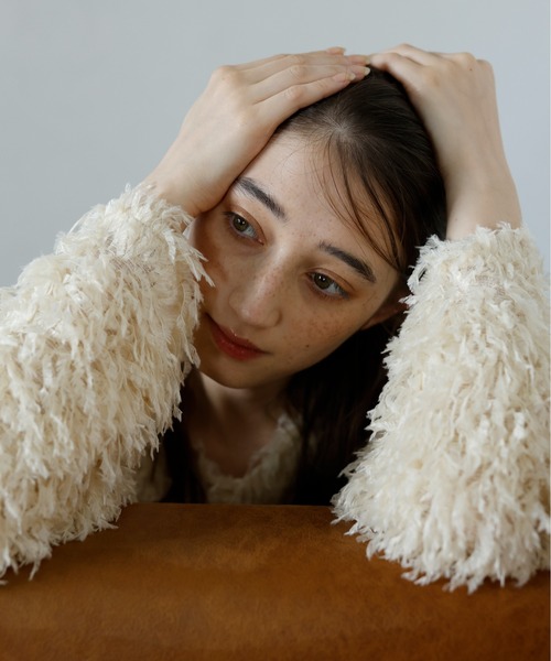 MINERTE(ミネルテ)の「【MINERTE】fringe long sleeve tops / フリンジロングスリーブトップス(Tシャツ/カットソー・レディース・アイボリー/ピンクベージュ/ブラック/ライトカーキ・FREE)」の22枚目の写真