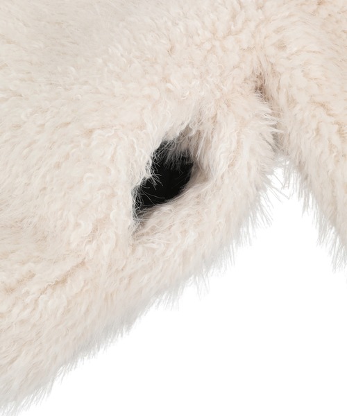 near.nippon.（ニアーニッポン）の「＜near.nippon (ニアー ニッポン)＞ファーブルゾン（その他アウター・レディース・オフホワイト・FREE）」の6枚目の写真