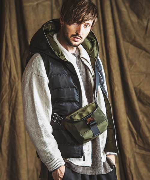 NO ID.（ノーアイディ）の「【NO ID.】Camera Bag / カメラ バッグ（ショルダーバッグ・メンズ・カーキ/ブラック・ONE SIZE）」の13枚目の写真