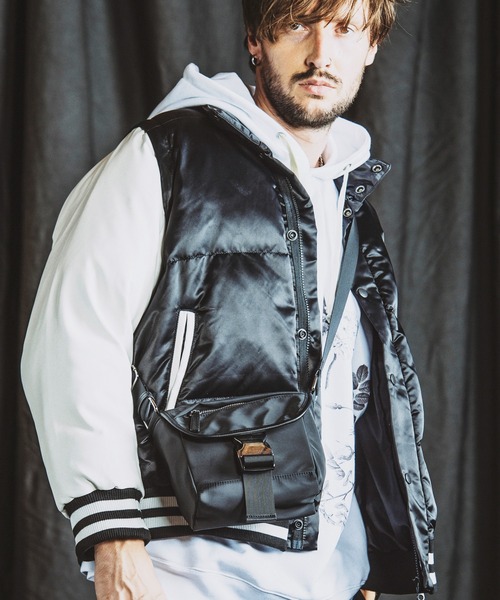 NO ID.（ノーアイディ）の「【NO ID.】Camera Bag / カメラ バッグ（ショルダーバッグ・メンズ・カーキ/ブラック・ONE SIZE）」の16枚目の写真