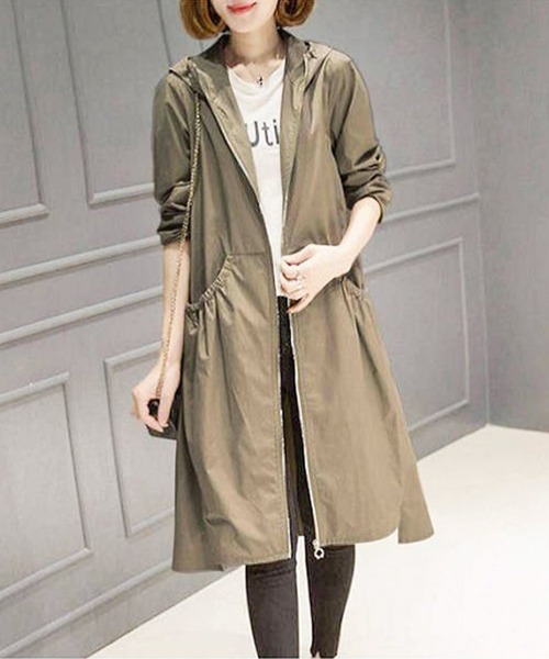 Dewlily(デューリリー)の「ギャザーマウンテンパーカー(マウンテンパーカー・レディース・ブラック/ベージュ/レッド・L/M/XL)」の2枚目の写真