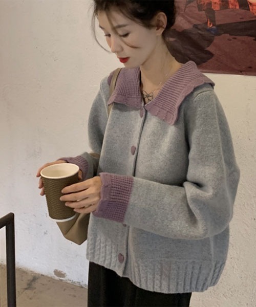 Mayree(メイリー)の「【Mayree】バイカラー ハートボタン 襟付きニット カーディガン(ニット/セーター・レディース・オフホワイト/グレー/レッド・MEDIUM/LARGE/X-LARGE)」の12枚目の写真