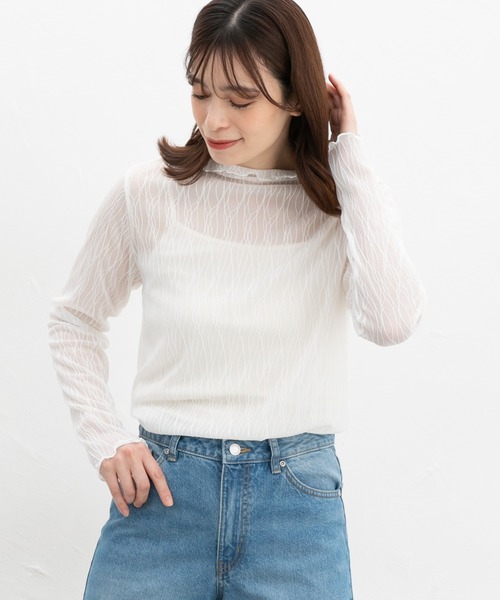 Honeys(ハニーズ)の「ジャカードハイネック(Tシャツ/カットソー・レディース・ホワイト/ブラック/グレイッシュベージュ/ライトグリーン・M/LL/L/3L/S)」の6枚目の写真