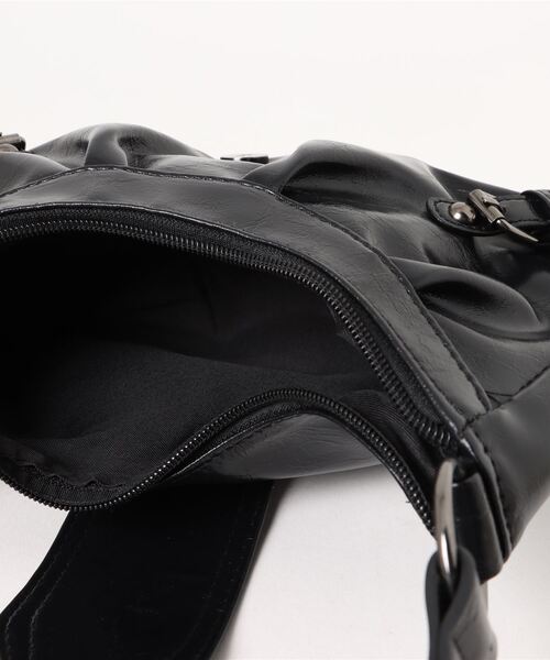 florist（フローリスト）の「ヴィンテージレザーライクベルトデザインY2Kハンドバッグ（ハンドバッグ・レディース・ブラック/モカ/ダークグレー・FREE）」の17枚目の写真