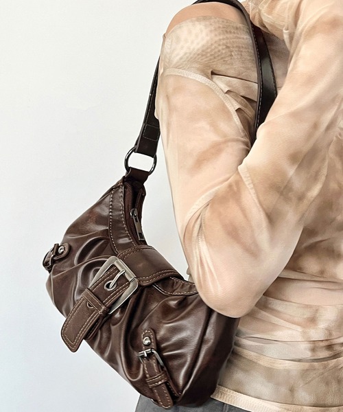 florist（フローリスト）の「ヴィンテージレザーライクベルトデザインY2Kハンドバッグ（ハンドバッグ・レディース・ブラック/モカ/ダークグレー・FREE）」の6枚目の写真