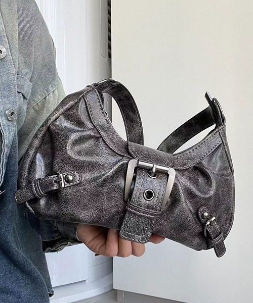 florist（フローリスト）の「ヴィンテージレザーライクベルトデザインY2Kハンドバッグ（ハンドバッグ・レディース・ブラック/モカ/ダークグレー・FREE）」の9枚目の写真