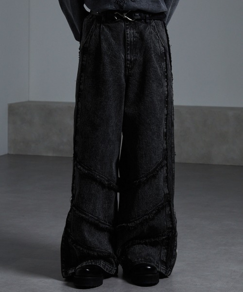 cussil（クシル）の「【cussil/クシル】【12oz】 ルーズシルエットフリンジサイドジップデザインワイドフレア/バルーンデニムパンツ（デニムパンツ・メンズ・ブラック/グレー/ブラウン・S/M/L/XS）」の9枚目の写真