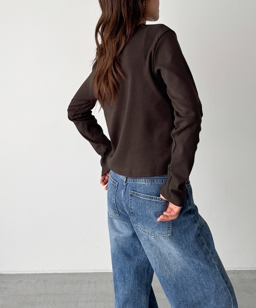 CANAL JEAN（キャナルジーン）の「HARING　ヴィンテージコットンヘンリーロングTシャツ（Tシャツ/カットソー・レディース・ネイビー/ホワイト/グレー/ブラウン/チャコールグレー・ONE SIZE）」の18枚目の写真