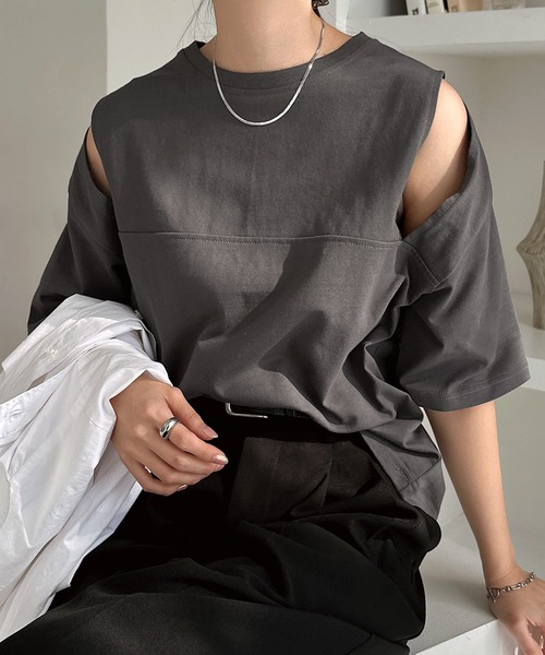 andme(アンドミー)の「汗染み防止カットアウトデザインTシャツ(Tシャツ/カットソー・レディース・ピンク/ネイビー/ブラック/チャコールグレー/杢グレー/オフホワイト/ブラウン・M)」の14枚目の写真