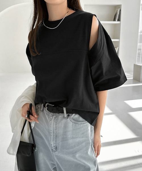 andme(アンドミー)の「汗染み防止カットアウトデザインTシャツ(Tシャツ/カットソー・レディース・ピンク/ネイビー/ブラック/チャコールグレー/杢グレー/オフホワイト/ブラウン・M)」の16枚目の写真