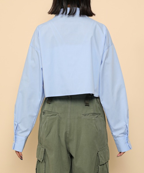 en CAnAF(エンカナフ)の「フロントシャーリング リボン ショート シャツ(シャツ/ブラウス・レディース・オフホワイト/ブルー/スカイブルー系1・フリー)」の6枚目の写真