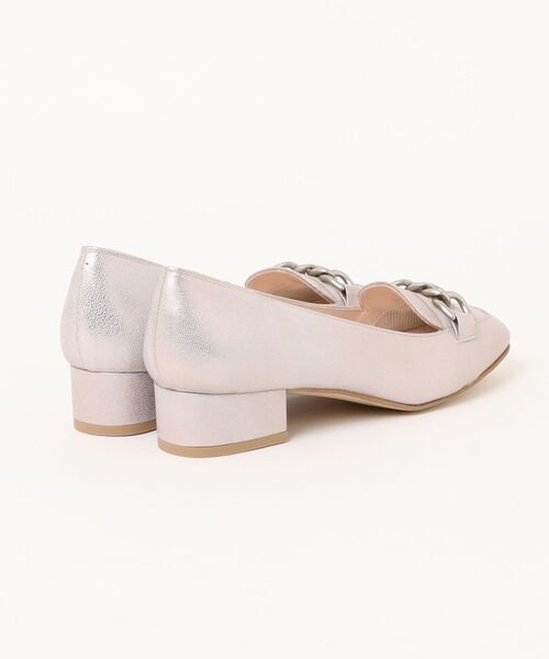 JILL STUART（ジルスチュアート）の「チェーンモチーフローファーパンプス（パンプス・レディース・ピンクゴールド/ブラック系その他/ブラック・24.0cm/22.0cm/22.5cm/23.5cm/24.5cm/23.0cm）」の4枚目の写真