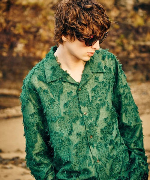 glamb（グラム）の「Fuzzy Scarf Shirt / ファジースカーフシャツ（シャツ/ブラウス・メンズ・ブラック/ホワイト/グリーン・S/M/L）」の3枚目の写真