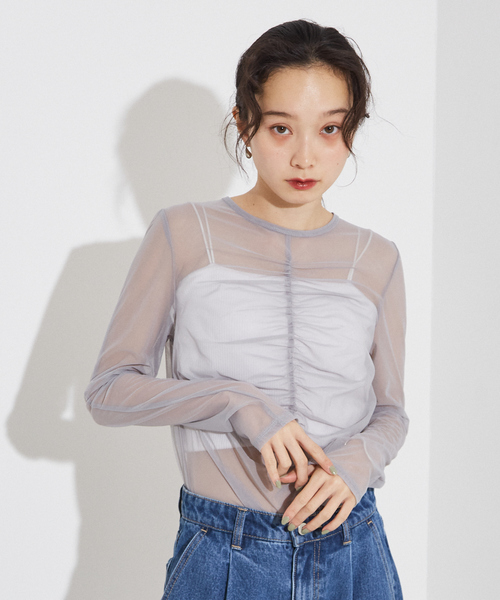 NOMINE（ノミネ）の「フロントシャーリング シアー ロンT（Tシャツ/カットソー・レディース・グレー/ブルー/アイボリー/ブラック・フリー）」の3枚目の写真