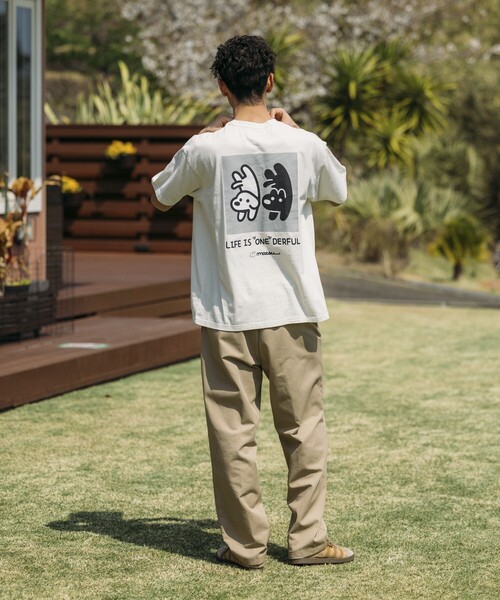 FREAK'S STORE(フリークスストア)の「matsui×FREAK'S STORE/マツイ×フリークスストア matsui×FREAK'S STORE/マツイ×フリークスストア 別注「さかだち」バックプリント クルーネック半袖Tシャツ(Tシャツ/カットソー・メンズ・オフホワイト/アッシュグレー/スミクロ・SMALL/MEDIUM/LARGE)」の20枚目の写真