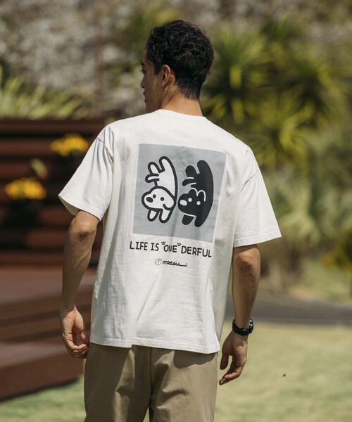 FREAK'S STORE(フリークスストア)の「matsui×FREAK'S STORE/マツイ×フリークスストア matsui×FREAK'S STORE/マツイ×フリークスストア 別注「さかだち」バックプリント クルーネック半袖Tシャツ(Tシャツ/カットソー・メンズ・オフホワイト/アッシュグレー/スミクロ・SMALL/MEDIUM/LARGE)」の4枚目の写真