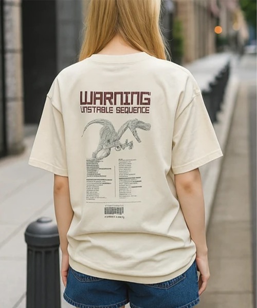 ALWAYS GOOD TIME（オルウェイズグッドタイム）の「【JURASSIC PARK/ジュラシックパーク】ピグメント風/プリント 半袖Tシャツ（Tシャツ/カットソー・レディース・ブラック系1/ブラック系2/ホワイト系1/ホワイト系2・L/M/LL）」の3枚目の写真