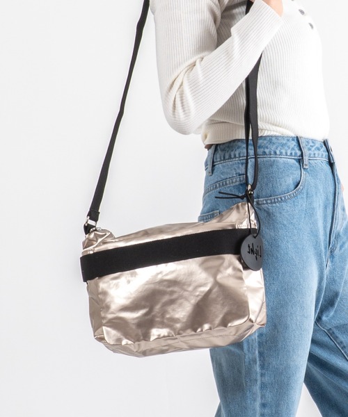 Jack Gomme(ジャックゴム)の「【JACK GOMME/ジャックゴム】ショルダーバッグ メッセンジャーバッグ RIGA(ショルダーバッグ・レディース・ブラック/ホワイト/カーキ/ゴールド/アイボリー/ブルー/ガンメタ/ブラウン/パープル・FREE)」の8枚目の写真